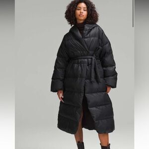 Lululemon Insulated Long Blanket Wrap
Black Coat Jacket 8